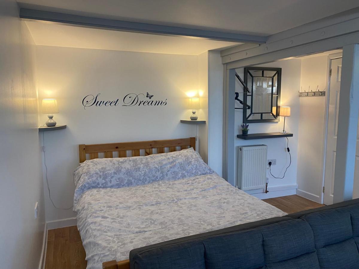 Oakleigh Lodge Stalbridge Екстериор снимка